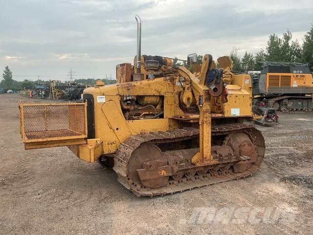 CAT D4E 20 Pokladače potrubí