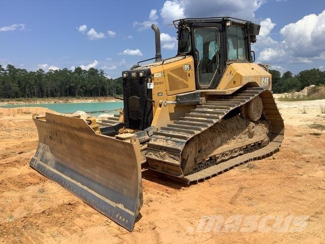CAT D5 LGP Pásové dozery
