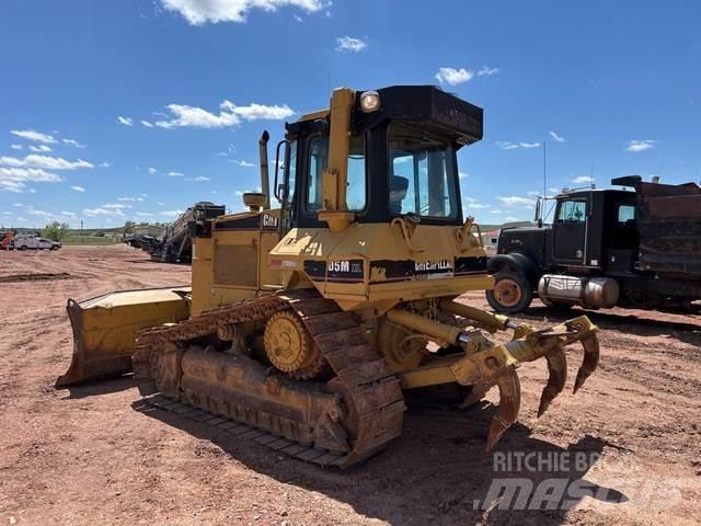 CAT D5M Pásové dozery