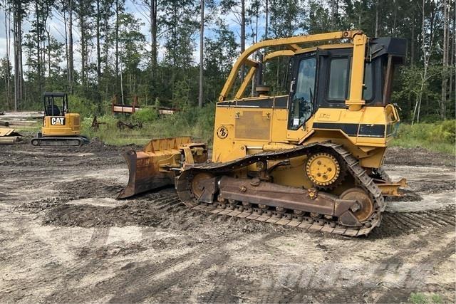 CAT D5M LGP Pásové dozery
