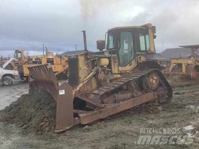 CAT D6 Pásové dozery