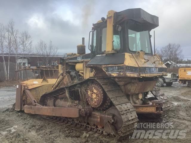 CAT D6 Pásové dozery