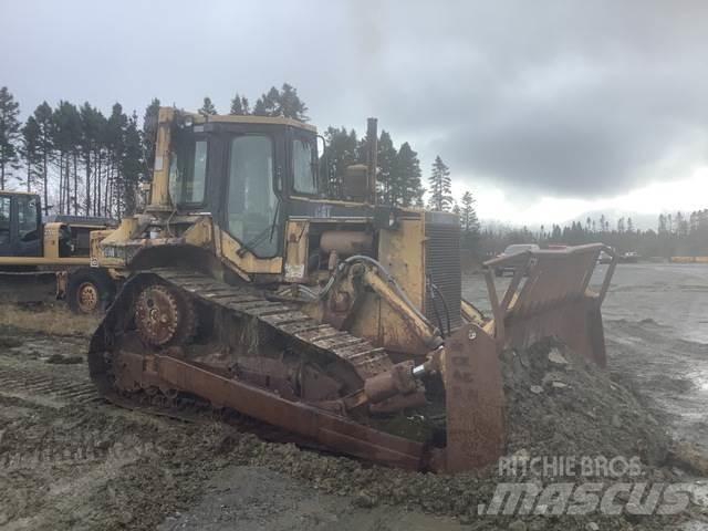 CAT D6 Pásové dozery