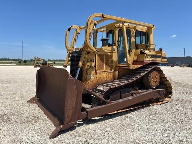 CAT D6H Pásové dozery