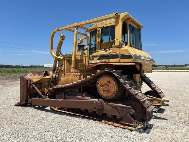 CAT D6H Pásové dozery