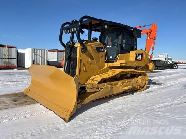 CAT D7E Pásové dozery
