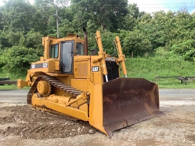 CAT D7H Pásové dozery