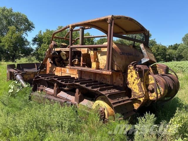 CAT D8H Pásové dozery