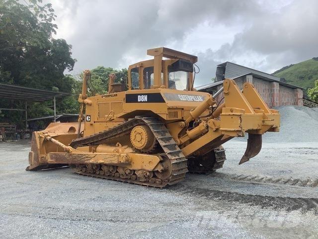 CAT D8N Pásové dozery