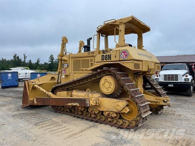 CAT D8N Pásové dozery