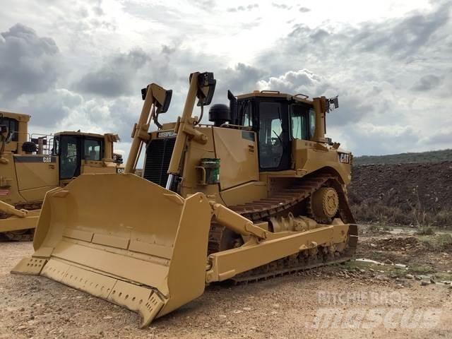 CAT D8T Pásové dozery