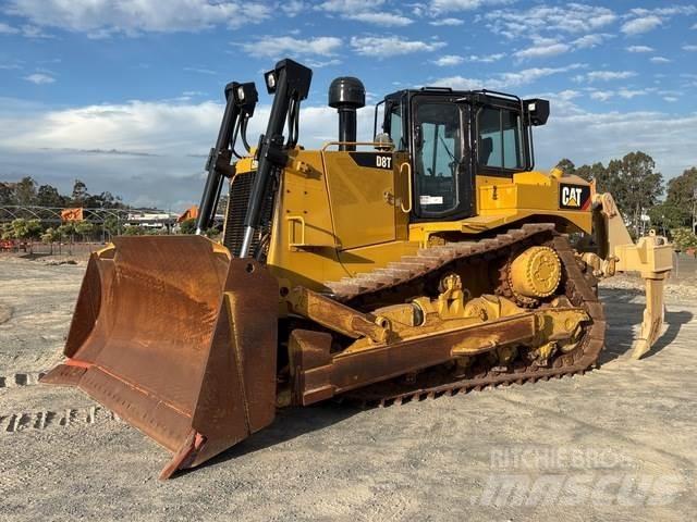 CAT D8T Pásové dozery