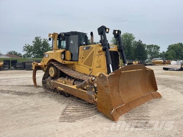 CAT D8T Pásové dozery