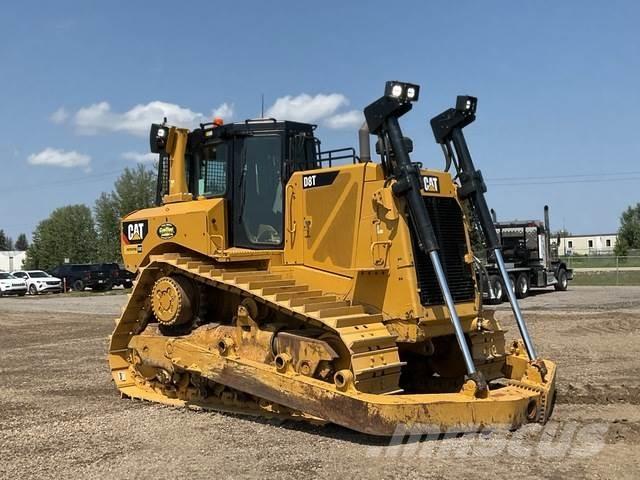 CAT D8T Pásové dozery