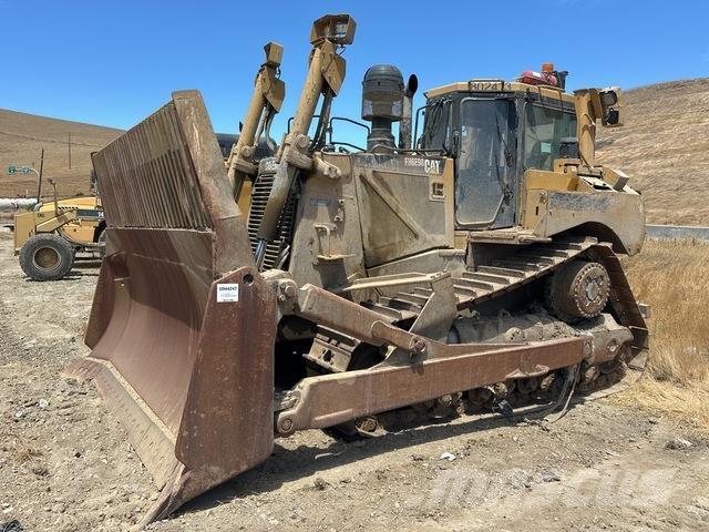 CAT D8T Pásové dozery