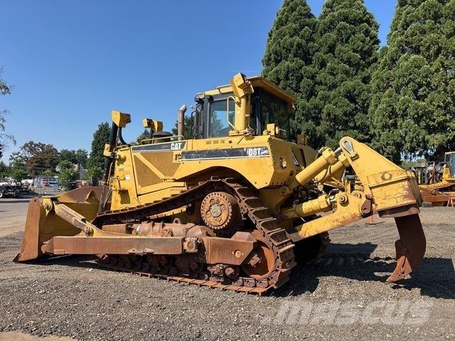 CAT D8T Pásové dozery