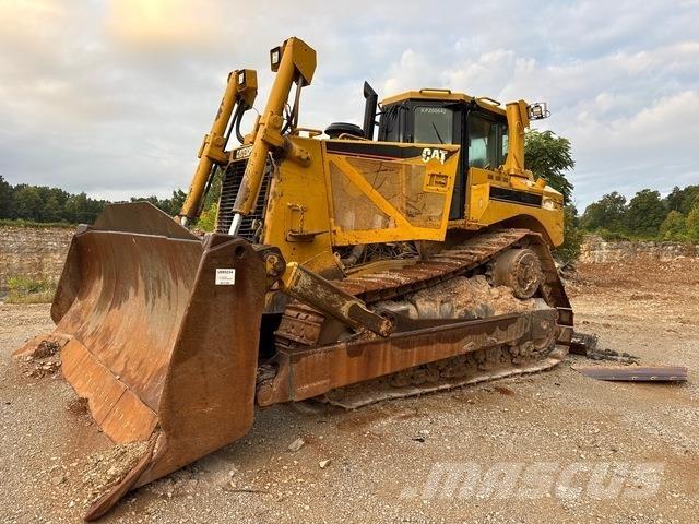 CAT D8T Pásové dozery