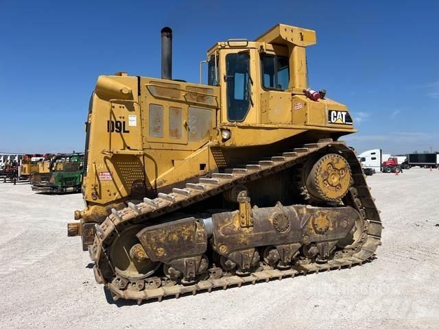 CAT D9L Pásové dozery