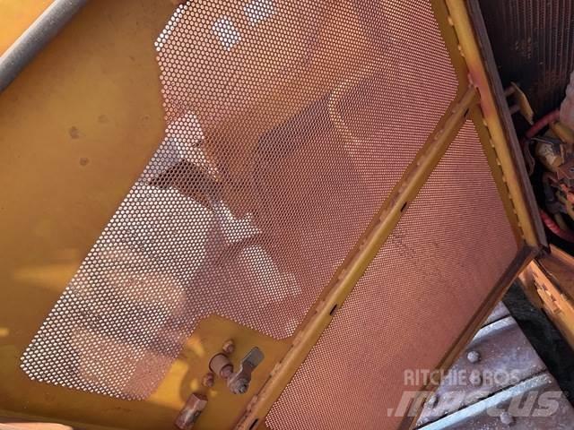 CAT D9T Pásové dozery