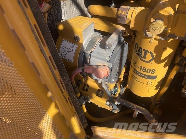 CAT D9T Pásové dozery