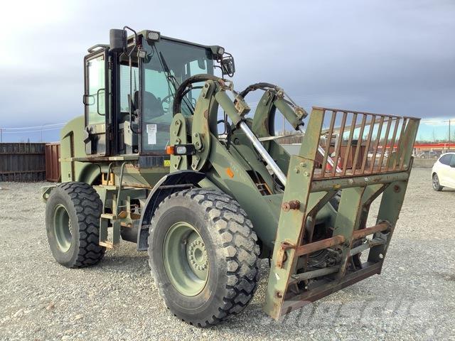 CAT IT28G Terénní vysokozdvižné vozíky