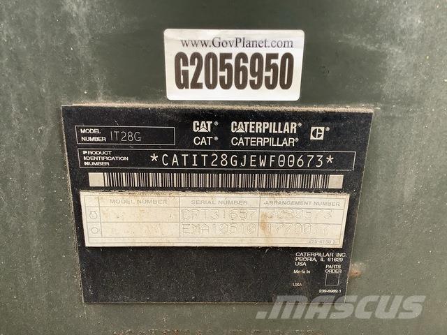 CAT IT28G Terénní vysokozdvižné vozíky
