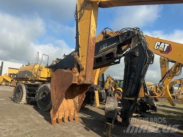 CAT M325CMH Lesní nakladače