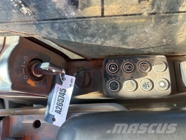CAT MD5150C Povrchové vrtací stroje