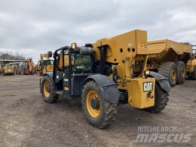 CAT TL1055C Teleskopické manipulátory