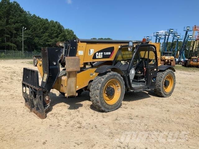 CAT TL1055D Teleskopické manipulátory