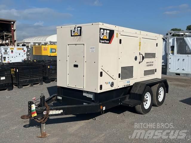 CAT XQ125 Naftové generátory