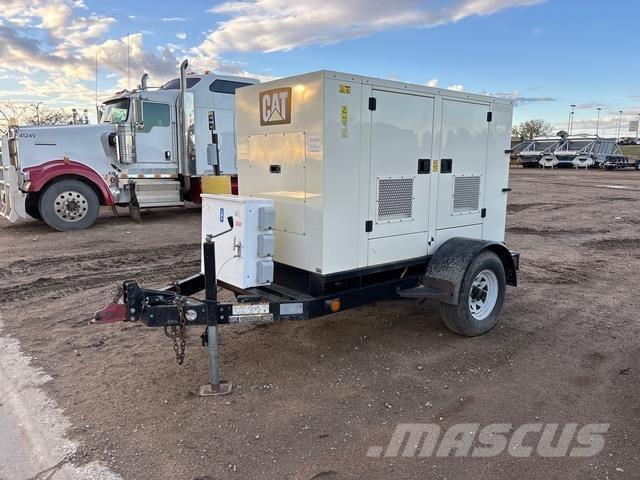 CAT XQ30 Naftové generátory