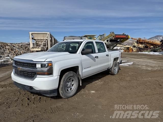 Chevrolet 1500 Další