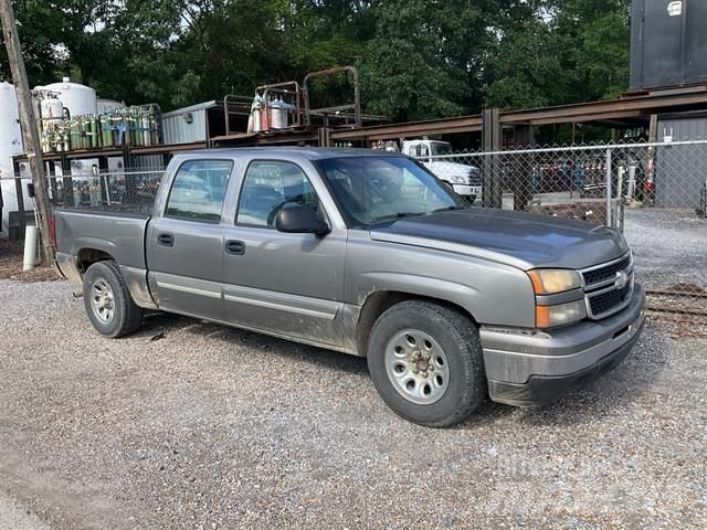 Chevrolet 1500 Další