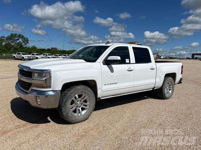 Chevrolet 1500 Další