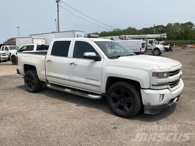 Chevrolet 1500 Další
