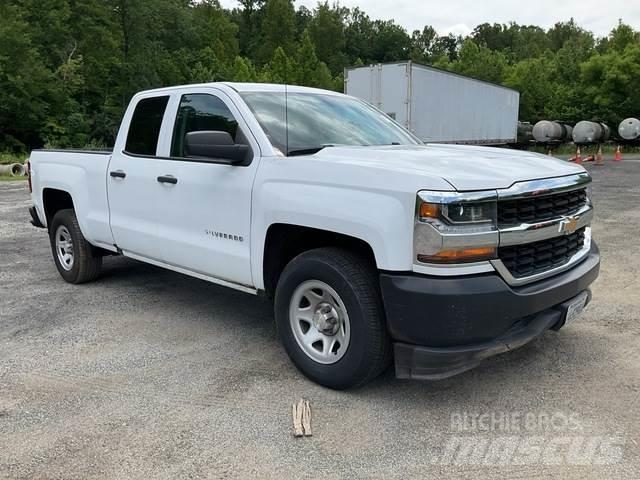 Chevrolet 1500 Další