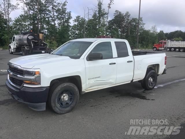 Chevrolet 1500 Další