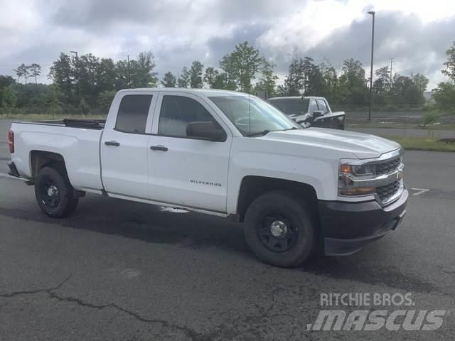 Chevrolet 1500 Další