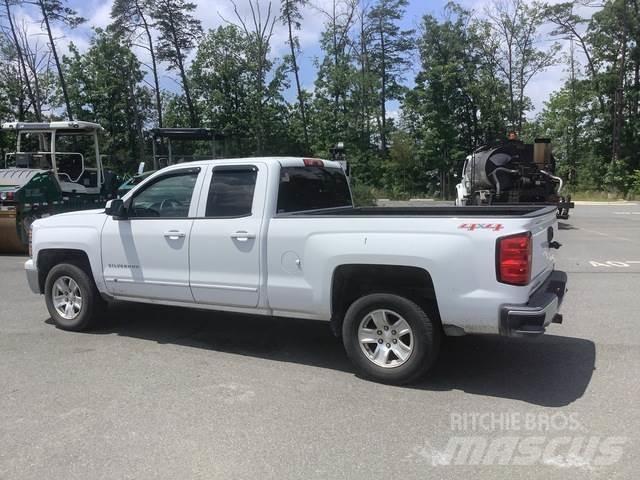 Chevrolet 1500 Další