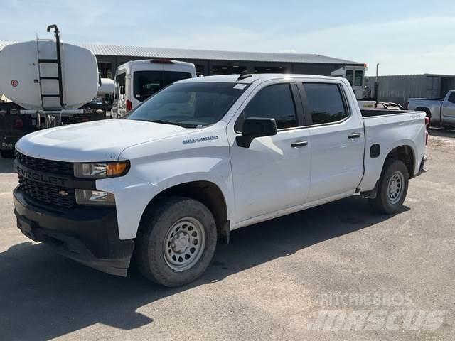 Chevrolet 1500 Další