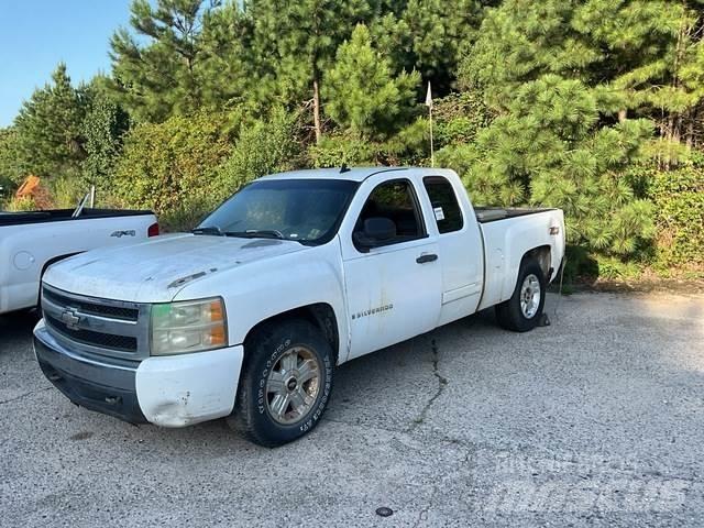 Chevrolet 1500 Další