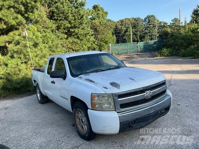 Chevrolet 1500 Další
