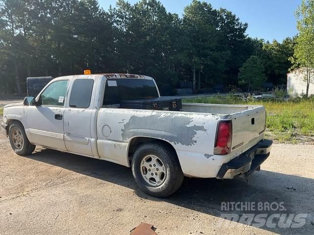 Chevrolet 1500 Další