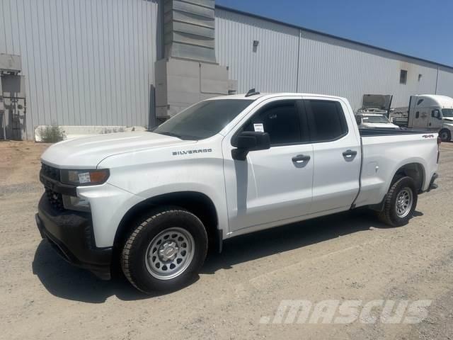 Chevrolet 1500 Další