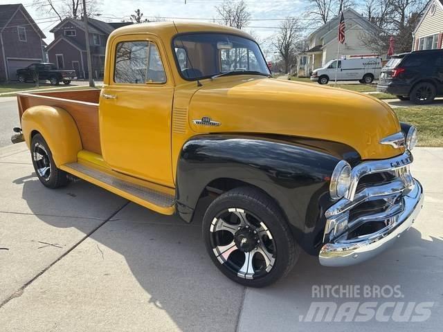Chevrolet 3100 Další