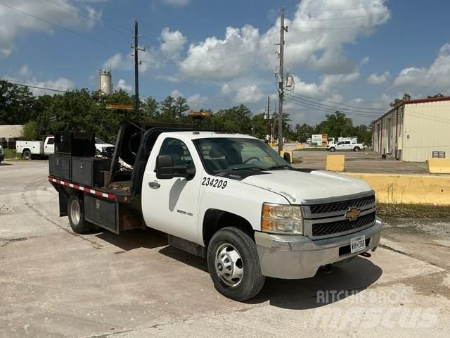 Chevrolet 3500 Valníky/Sklápěcí bočnice