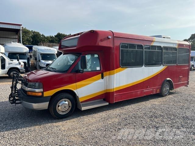 Chevrolet 4500 Minibusy