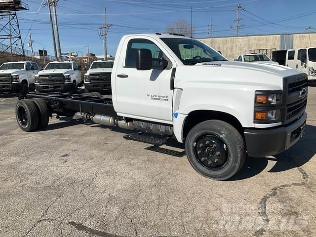 Chevrolet 5500 Kabiny a interiér