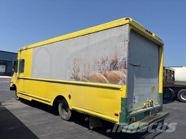 Chevrolet P30 Skříňová nástavba